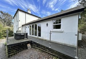 Photo 32- click for photo gallery